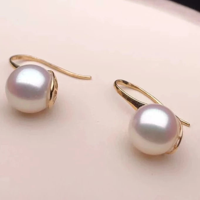 Japanese akoya pearls
