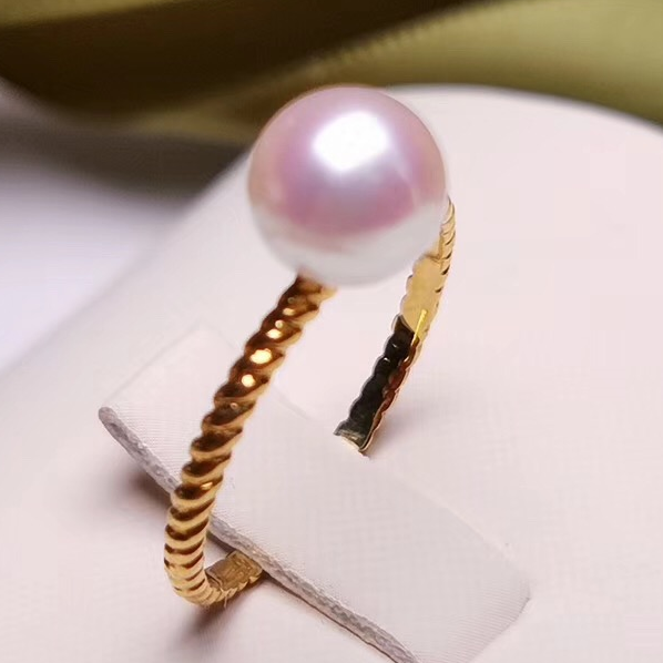 what is akoya cultured pearl