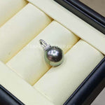 Load image into Gallery viewer, tahitian mother of pearl 18k gold diamond
