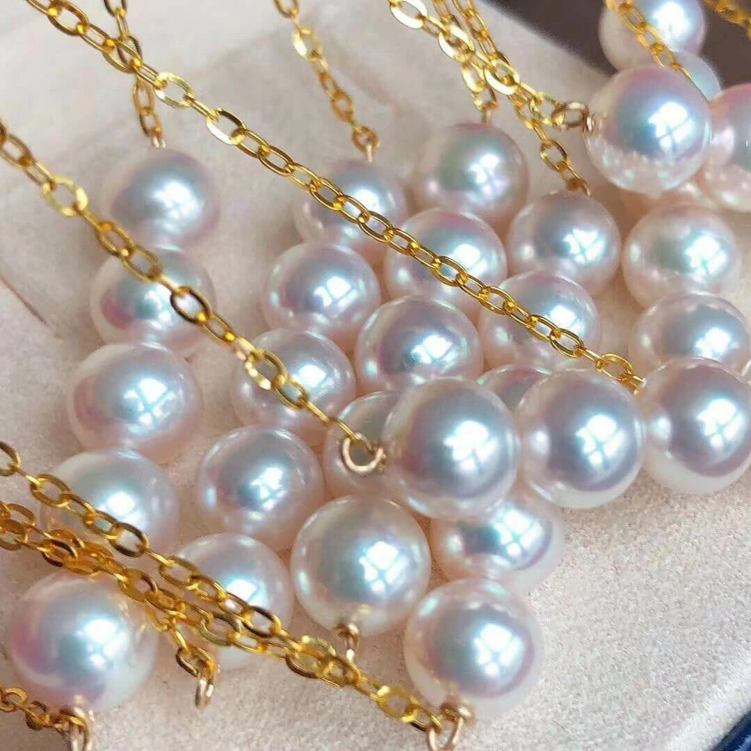 Japanese akoya pearl toggle necklace