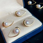 Load image into Gallery viewer, white mother of pearl earrings
