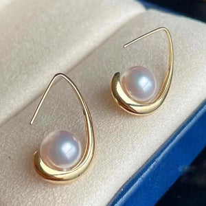 graduated akoya pearl earrings