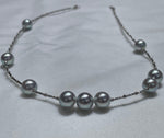 Load image into Gallery viewer, what size Japanese akoya pearl necklace to buy
