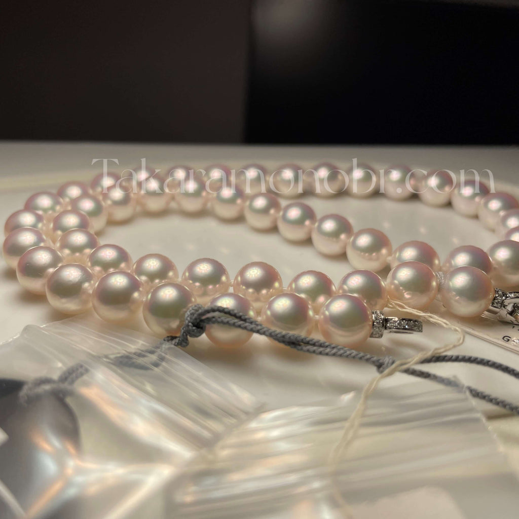 iridescent Japanese akoya pearl necklace