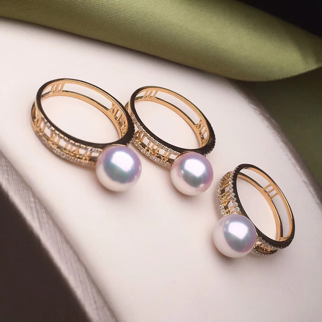 Royalty Collection White Akoya Pearl & Diamond Anniversary Ring in 18K Yellow Gold - takaramonobr