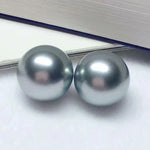 Load image into Gallery viewer, light color Tahitian pearl earrings
