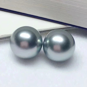light color Tahitian pearl earrings