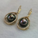 Load image into Gallery viewer, Infinity Love 9.0-10.0 mm Tahitian Peacock Pearl Dangle Earrings Mounted on 18K Gold with Diamonds - takaramonobr
