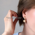 Load image into Gallery viewer, quarter karat diamond earring
