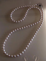 Load image into Gallery viewer, cultured pearls necklace
