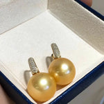 Load image into Gallery viewer, simple pearl engagement earrings
