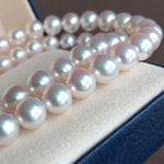 Load image into Gallery viewer, chunky pearl necklace
