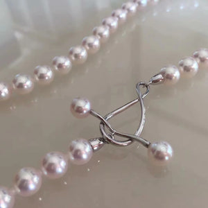 18ct clasp in akoya pearl pair