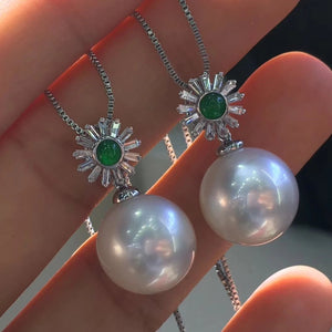 13.0-14.0 mm White South Sea Pearl & Diamond/Jade/Sapphire Pendant in 18K Gold - takaramonobr