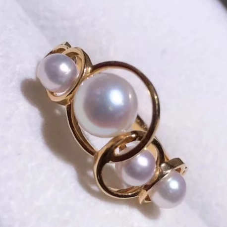 pure akoya pearls