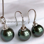 Load image into Gallery viewer, black green pearl dangle pendant
