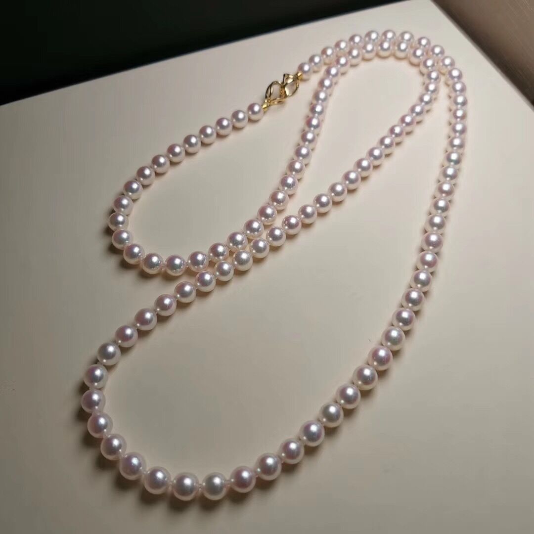 unusual Japanese akoya pearl earnecklace