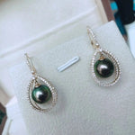 Load image into Gallery viewer, peacock green pearl dangle earrings
