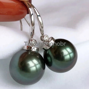 18ct pearl dangle earrings with diamond