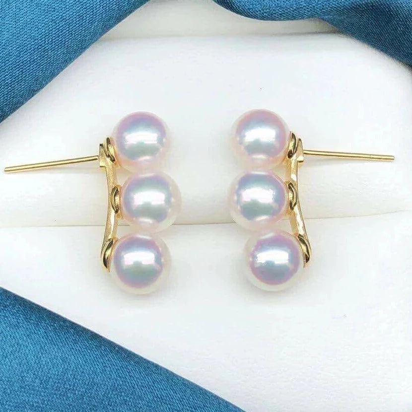 Japanese akoya pearl and diamond stud