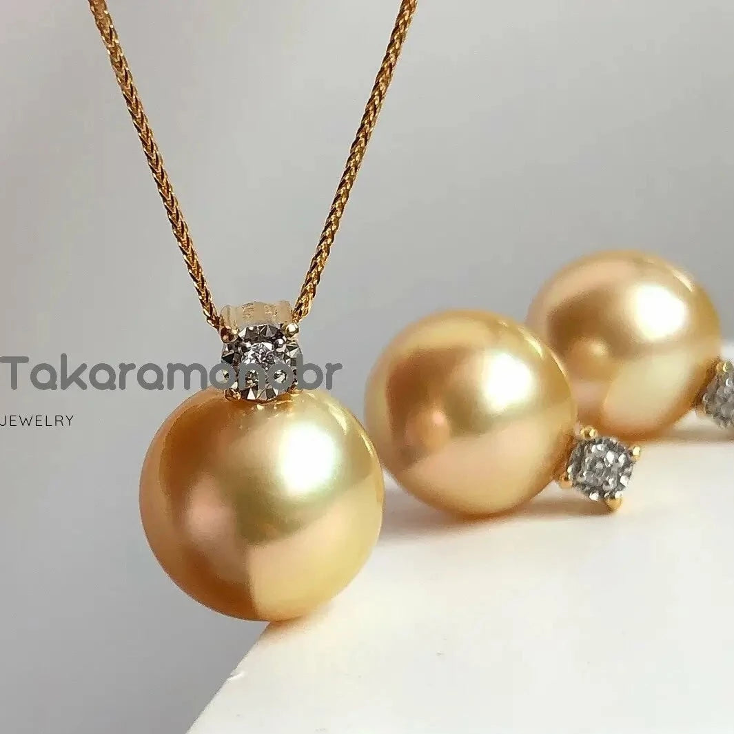 Golden south 2025 sea pearl bracelet