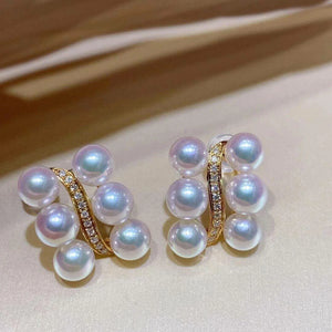 tiny akoya pearl earrings