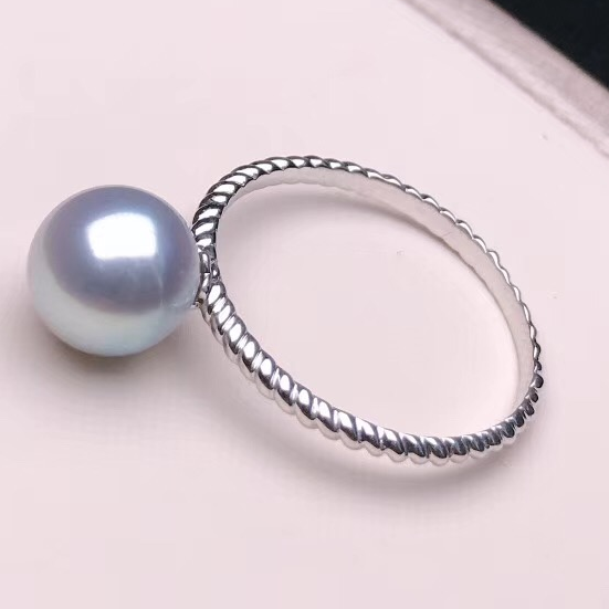 Japanese akoya pearl buyers