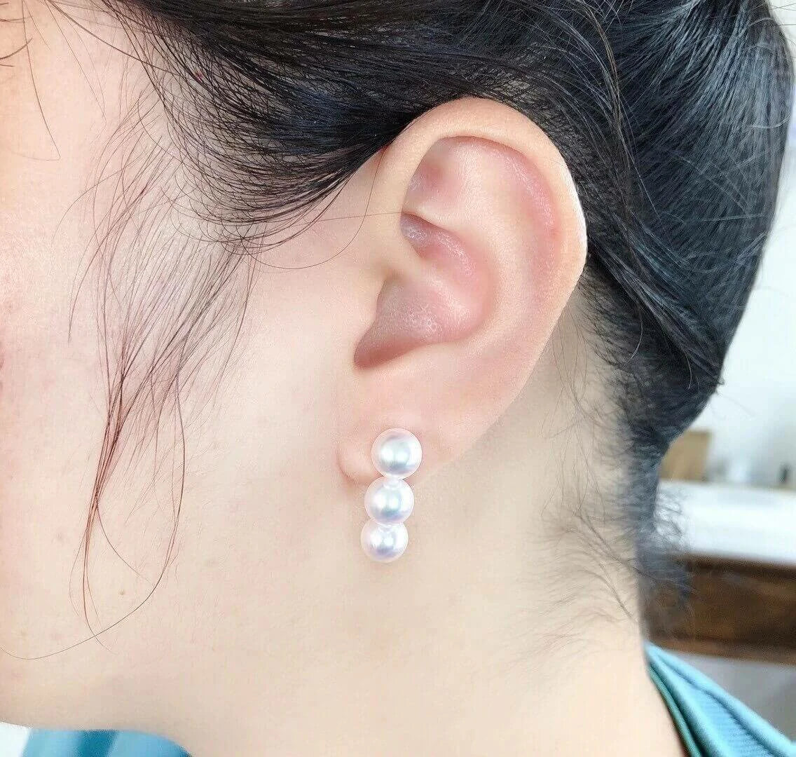 natural white Japanese akoya pearls