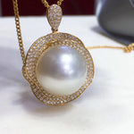 Load image into Gallery viewer, undrilled white south sea pearls

