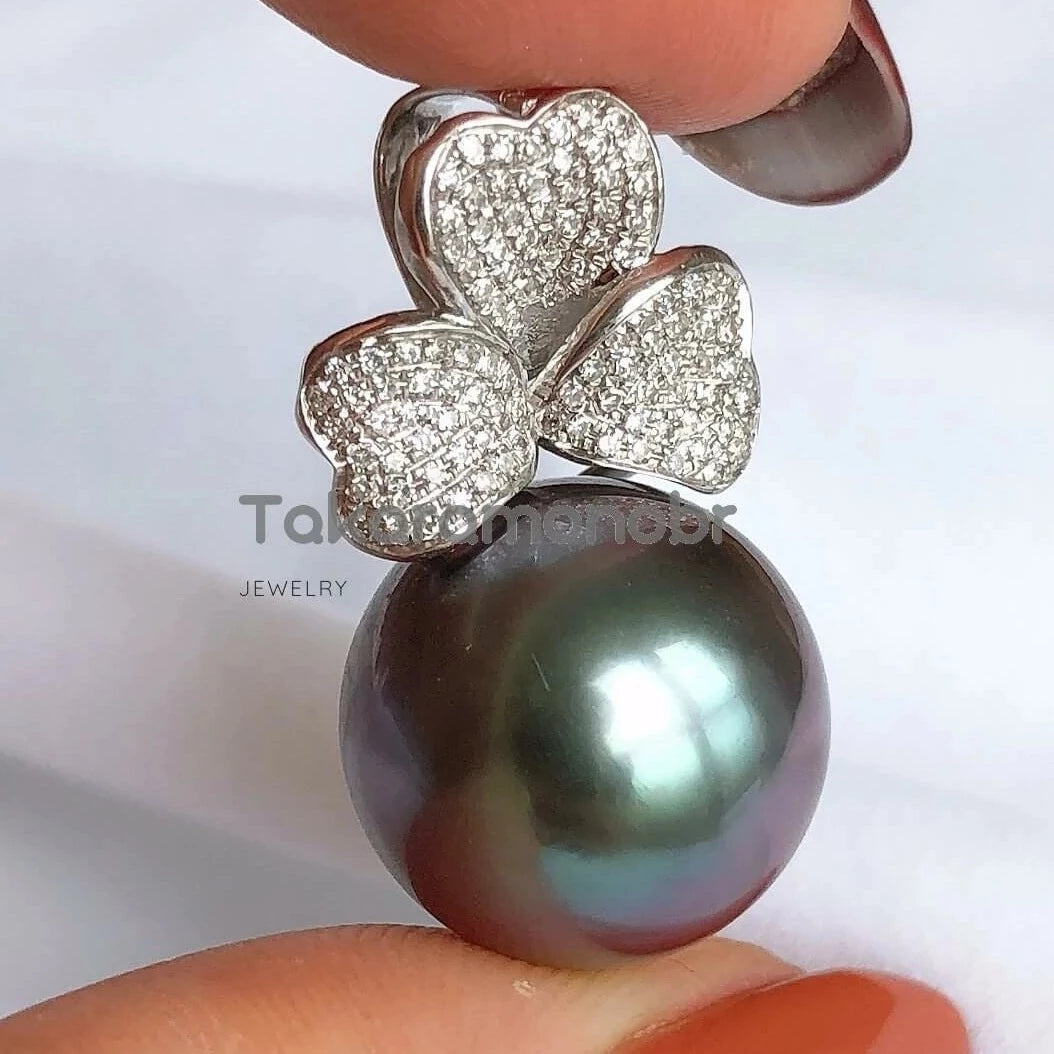 Clover 12.0-14.0 mm Tahitian Purplish Black Pearl & Diamond Earrings/Pendant in 18K White Gold - takaramonobr
