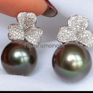 mikimoto pearl pendant and earrings