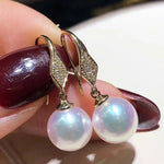 Load image into Gallery viewer, dainty pearl earrings

