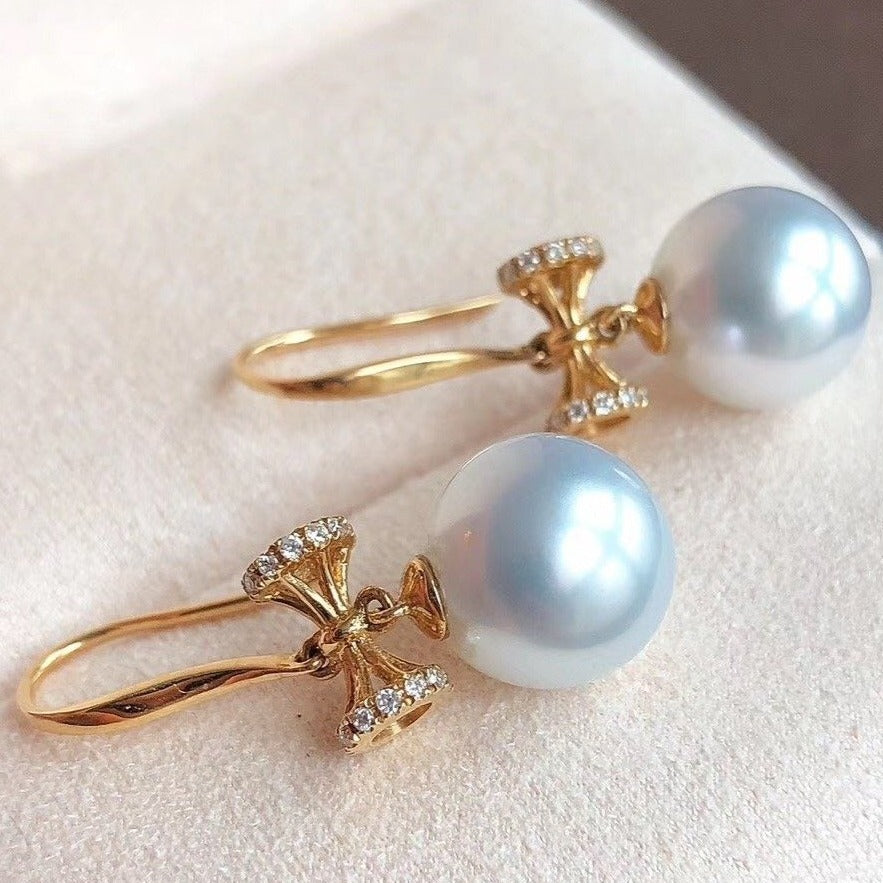 Bowknot Collection 9.0-10.0 mm White South Sea Pearl & Diamond Dangle Earrings for Woman - takaramonobr
