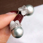 Load image into Gallery viewer, Tahitian cultured pearl earrings
