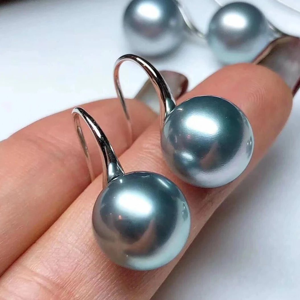 very clean surface tahitian pearl earrings