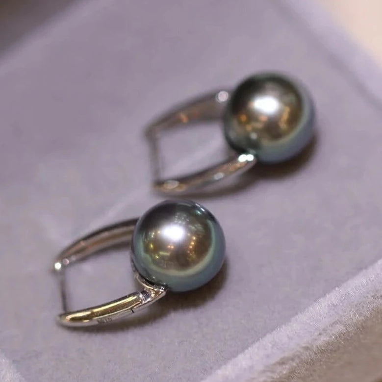 good quality pearl blue color earrings