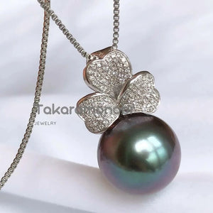pearl pendant in purple color silver chain