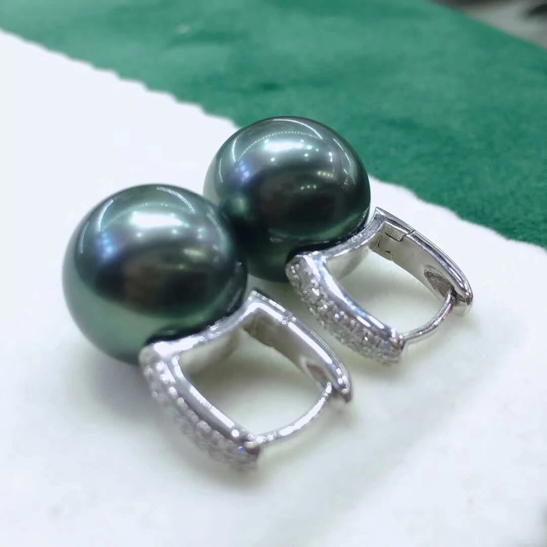 mikimoto same style pearl earrings