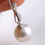 Load image into Gallery viewer, original white south sea pearls
