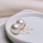 Load image into Gallery viewer, 9.0-10.0 mm White Freshadama Freshwater Pearl Stud Earrings - takaramonobr
