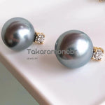 Load image into Gallery viewer, gray pearl color with 18k gold and diamond
