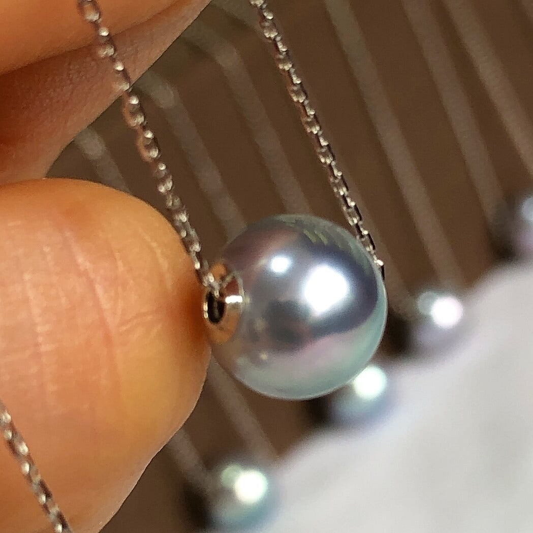 Japanese akoya pearl pendant